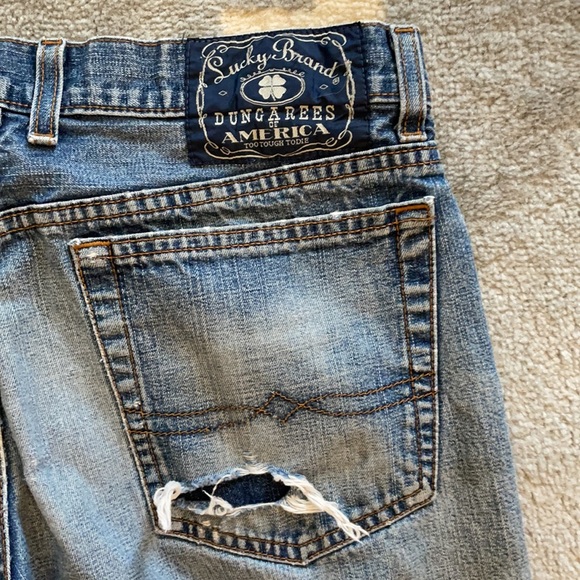 Lucky Brand Classic Fit Jeans - Picture 6 of 10